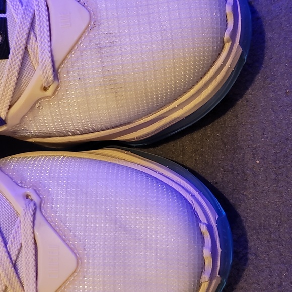 Nike Lebron 19 - Picture 4 of 6